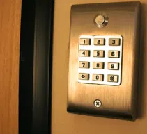 Royal Locksmith Store Auburn Hills, MI 248-256-5290 - commercial-locksmith-services